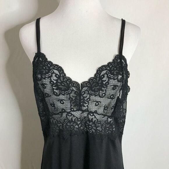 Vintage Val Mode Lingerie Black Nightgown Medium Large Lace Bust Chemise - Picture 2 of 9